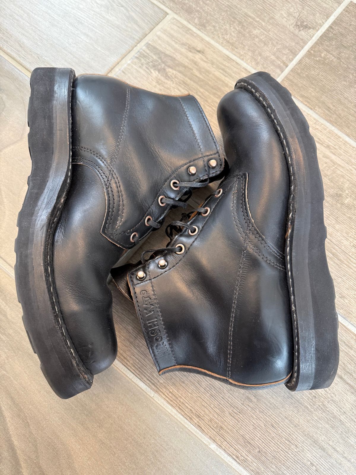 Photo by blove13 on December 5, 2025 of the White's Semi-Dress in Horween Black Teacore Chromexcel.