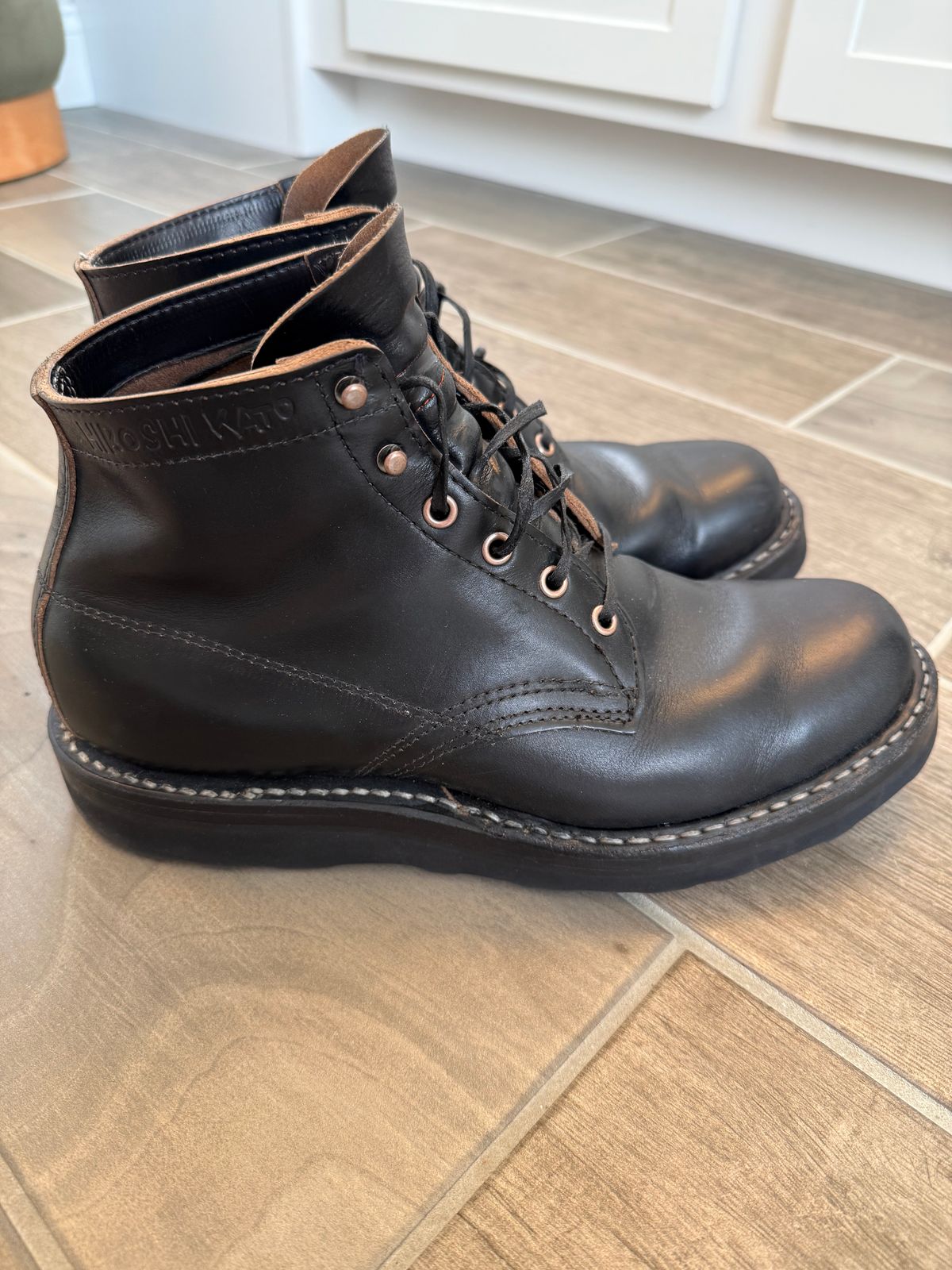 Photo by blove13 on December 5, 2025 of the White's Semi-Dress in Horween Black Teacore Chromexcel.