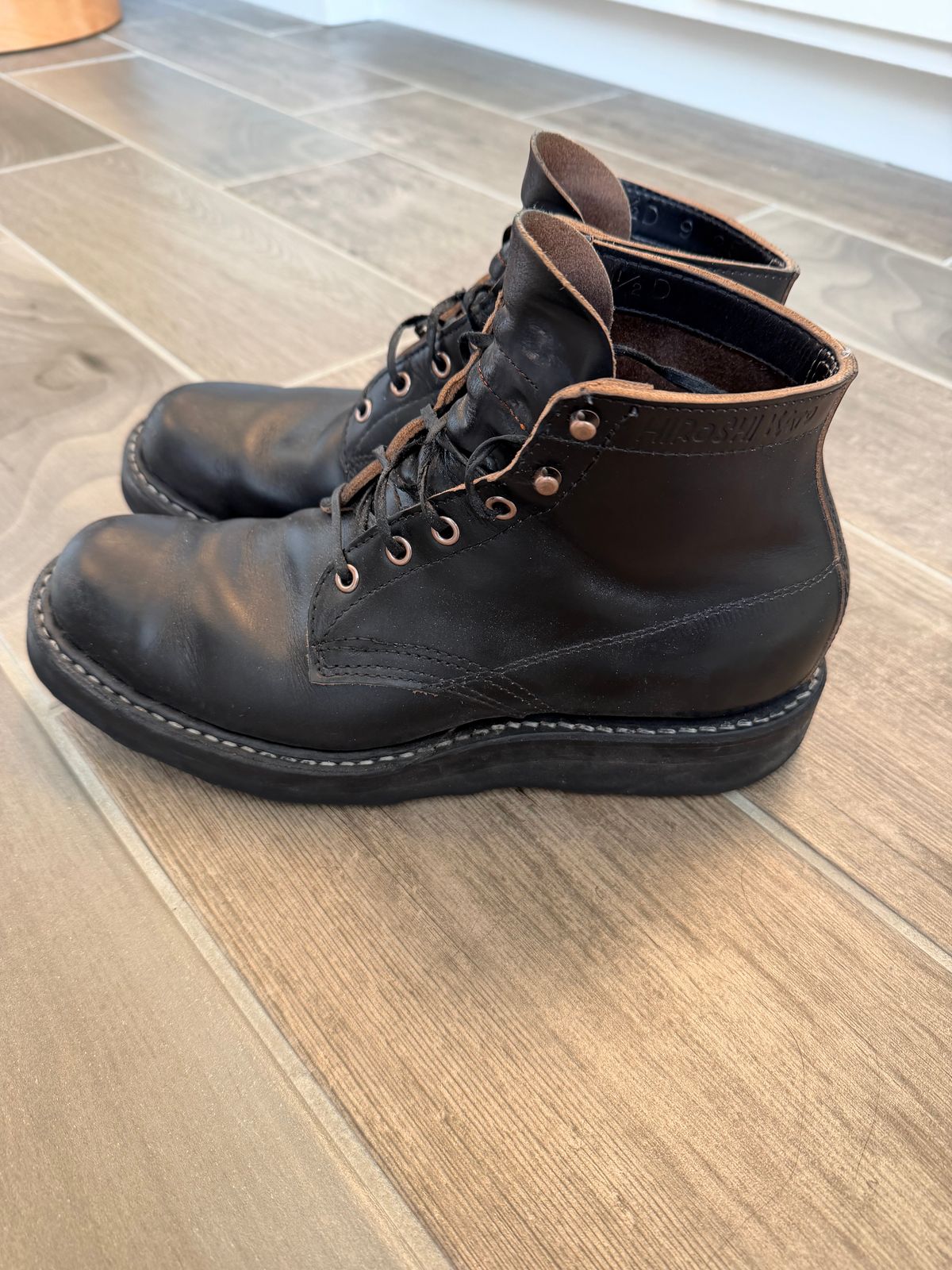 Photo by blove13 on January 5, 2026 of the White's Semi-Dress in Horween Black Teacore Chromexcel.