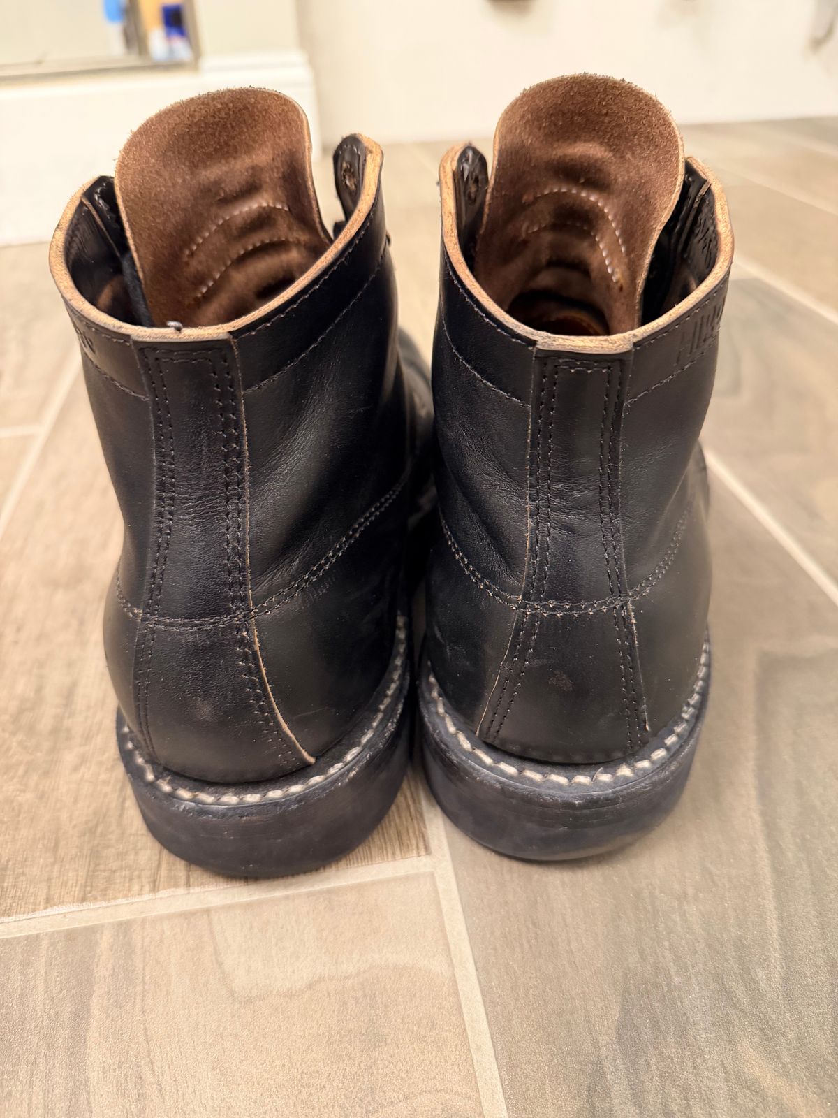 Photo by blove13 on March 6, 2026 of the White's Semi-Dress in Horween Black Teacore Chromexcel.