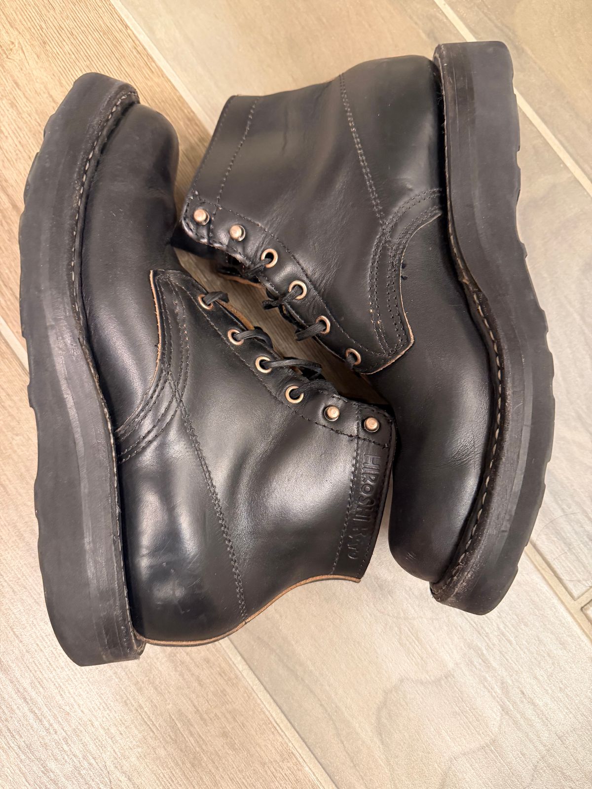 Photo by blove13 on April 6, 2026 of the White's Semi-Dress in Horween Black Teacore Chromexcel.