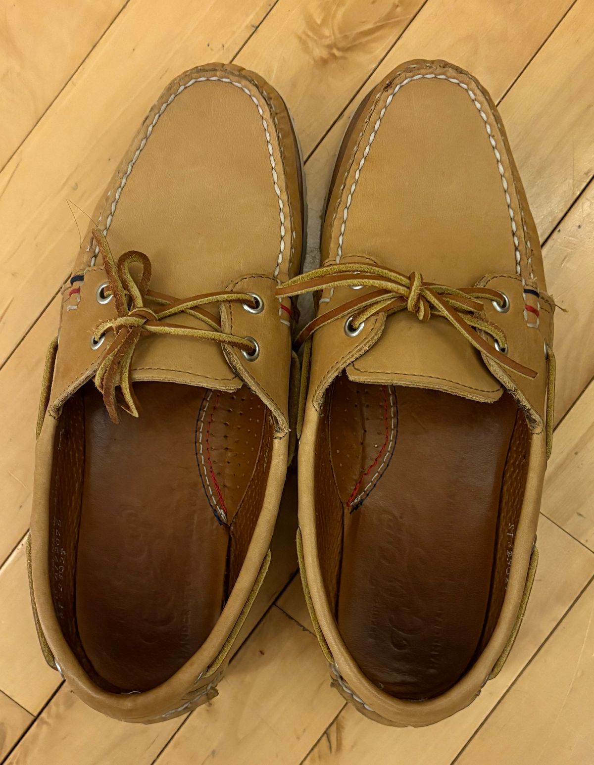 Photo by mailmiomistero on December 6, 2024 of the Rancourt & Co. x Sperry Boat Shoe in Horween Natural Essex.