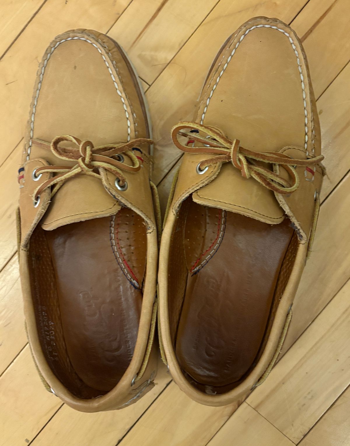 Photo by mailmiomistero on January 6, 2025 of the Rancourt & Co. x Sperry Boat Shoe in Horween Natural Essex.