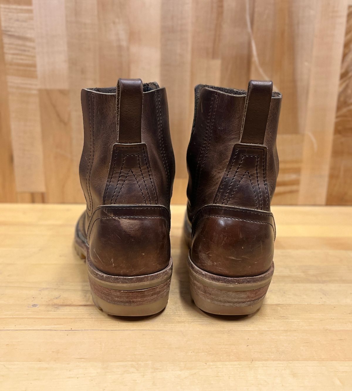 Photo by bamcg on February 4, 2026 of the Nicks Work Chelsea in Horween Predator Natural.