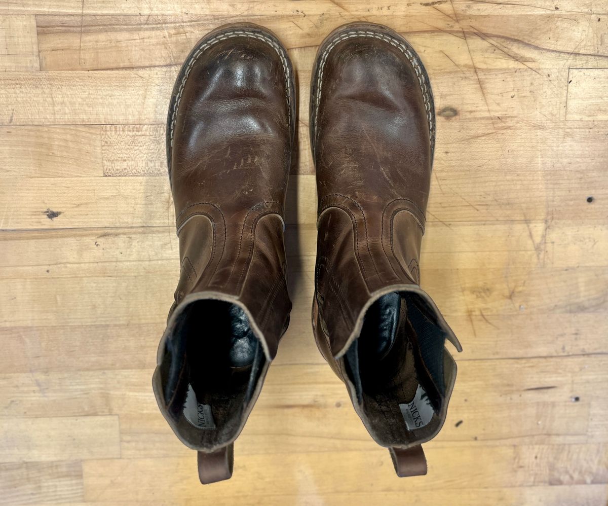 Photo by bamcg on April 2, 2026 of the Nicks Work Chelsea in Horween Predator Natural.