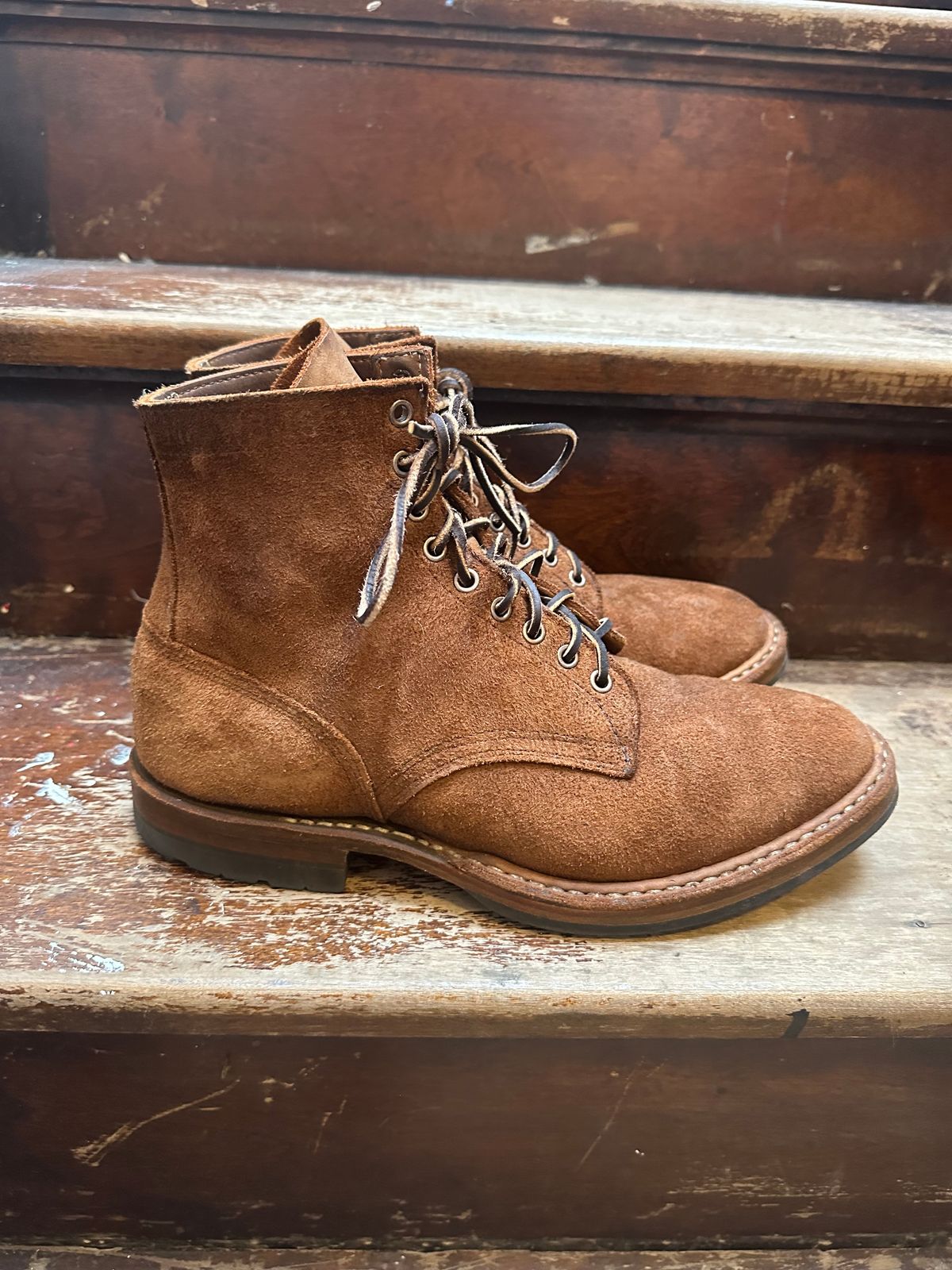 Photo by MidwestIsBest on December 2, 2024 of the White's MP-Sherman Plain Toe in Seidel Distressed Roughout.