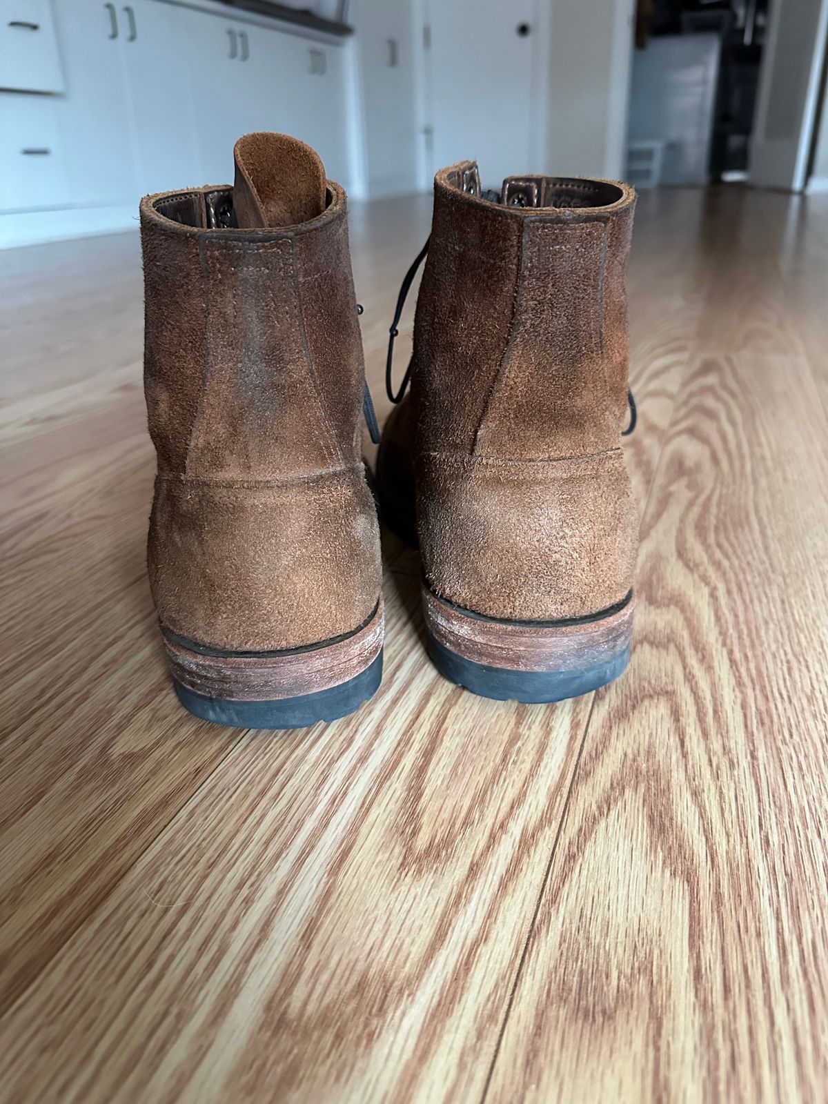 Photo by MidwestIsBest on April 5, 2025 of the White's MP-Sherman Plain Toe in Seidel Distressed Roughout.
