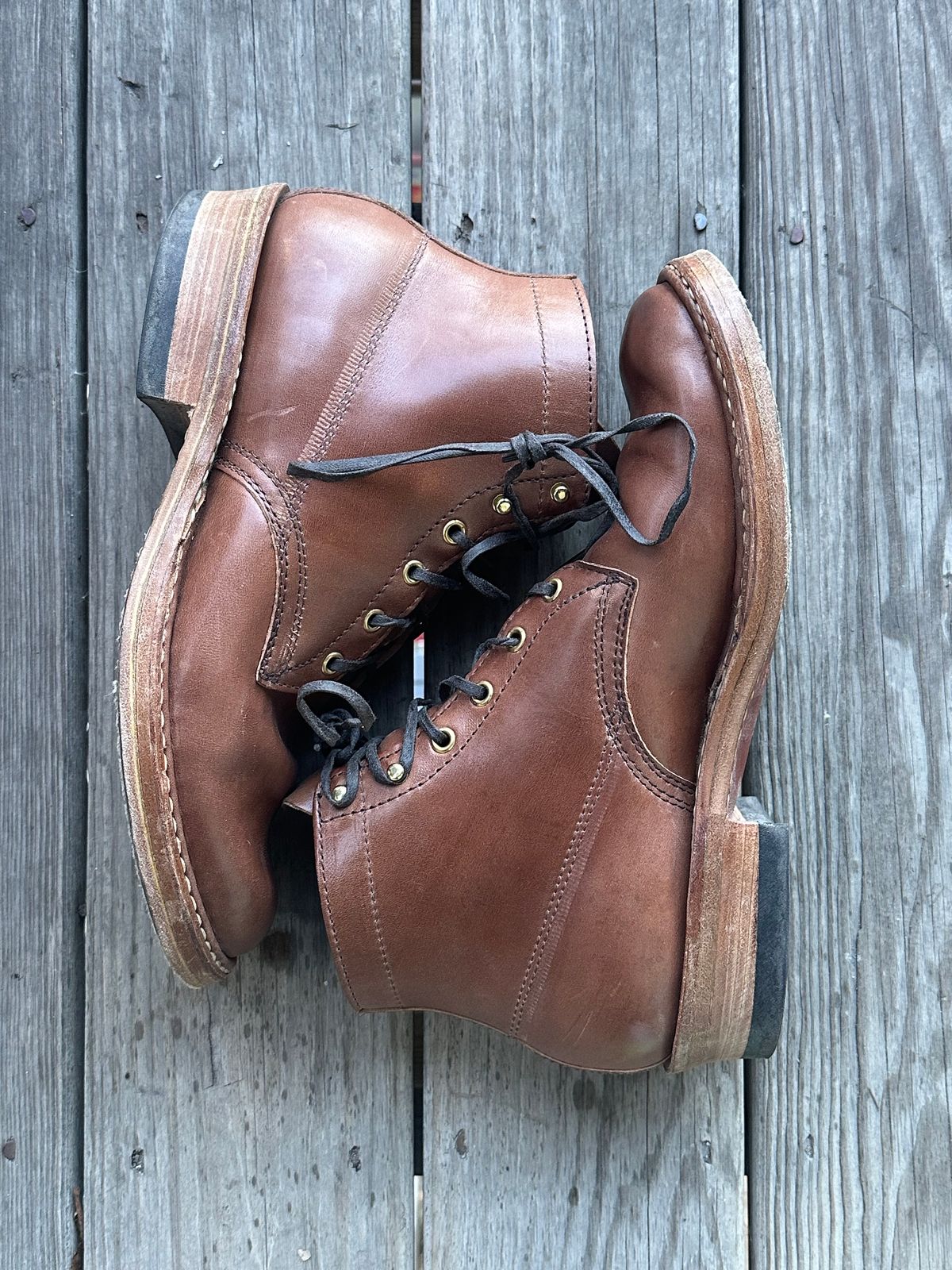 Photo by MidwestIsBest on November 5, 2025 of the White's Semi-Dress in Maryam Toscanello Horsebutt.