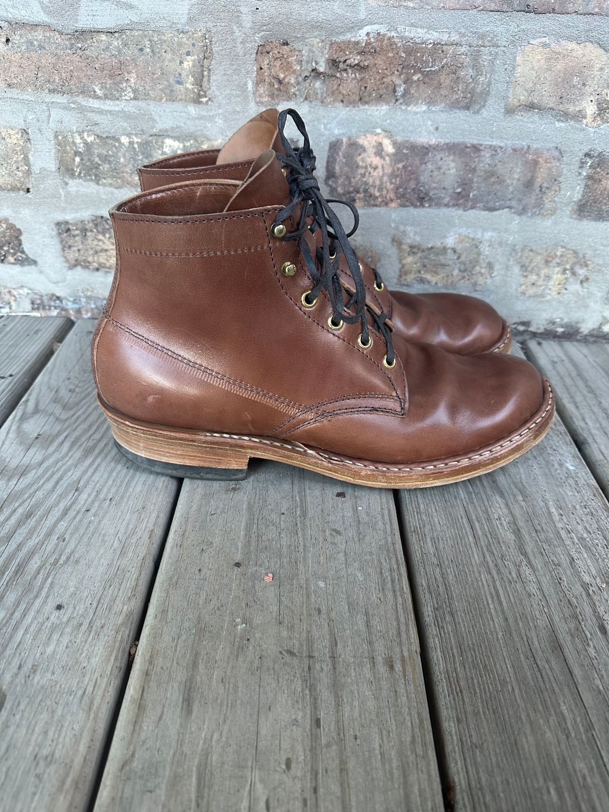 Photo by MidwestIsBest on November 5, 2025 of the White's Semi-Dress in Maryam Toscanello Horsebutt.