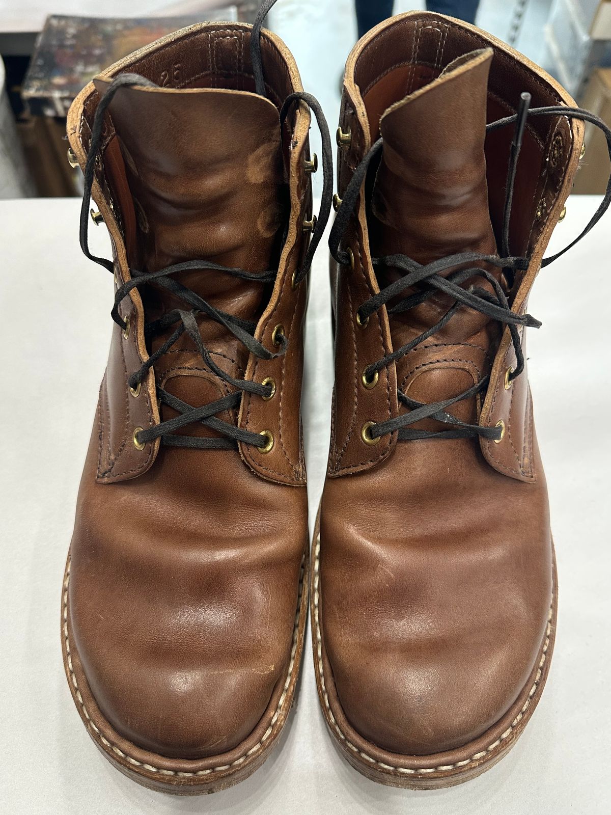 Photo by MidwestIsBest on December 5, 2025 of the White's Semi-Dress in Maryam Toscanello Horsebutt.