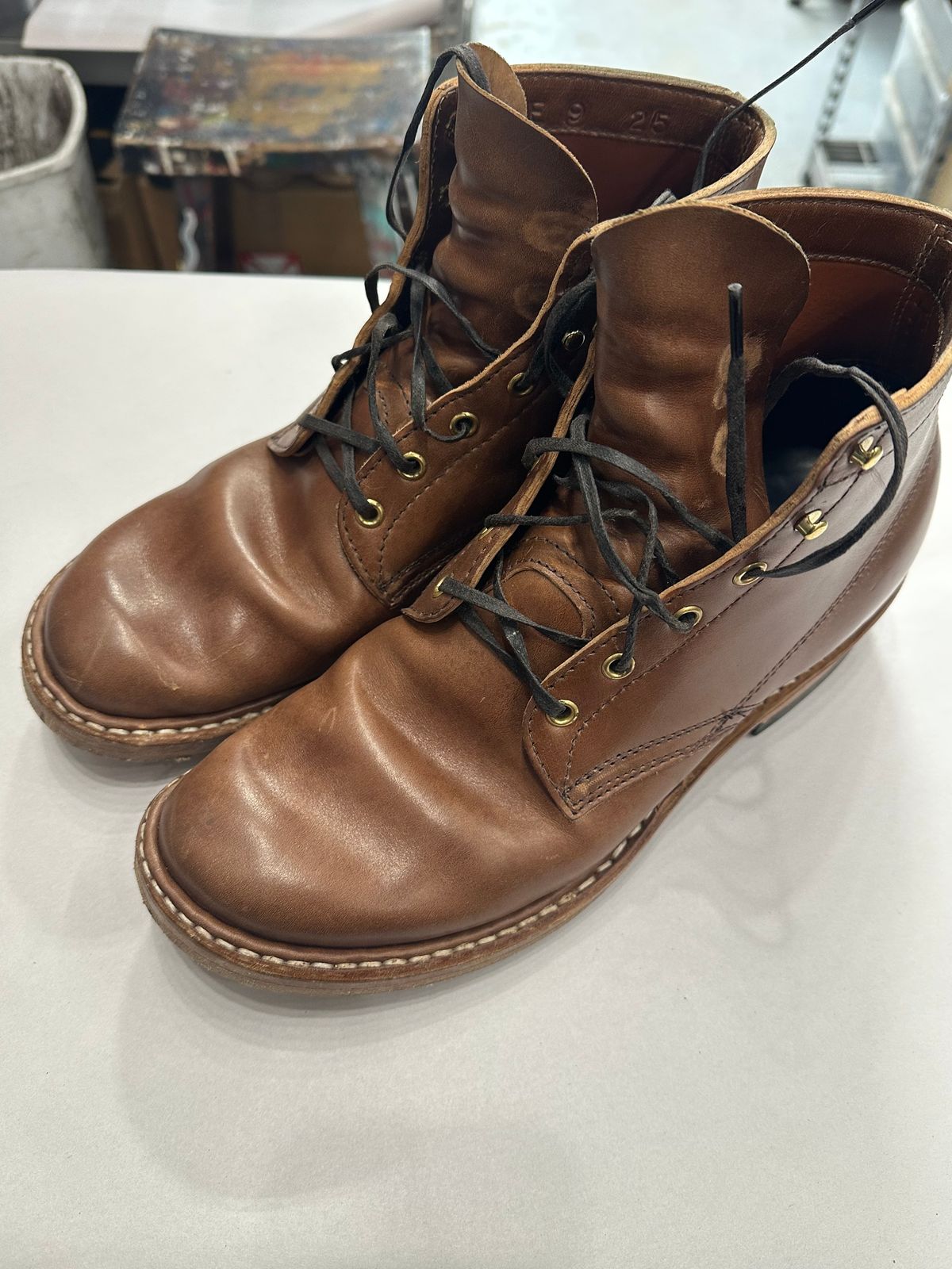 Photo by MidwestIsBest on December 5, 2025 of the White's Semi-Dress in Maryam Toscanello Horsebutt.