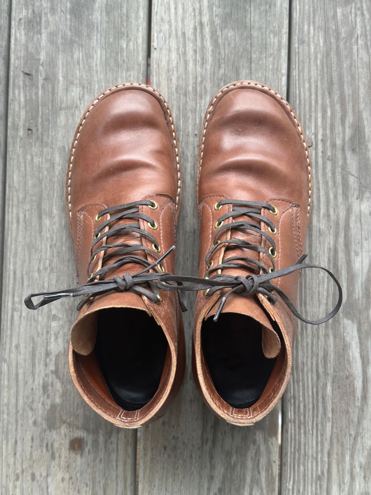 Photo by MidwestIsBest on February 5, 2026 of the White's Semi-Dress in Maryam Toscanello Horsebutt.