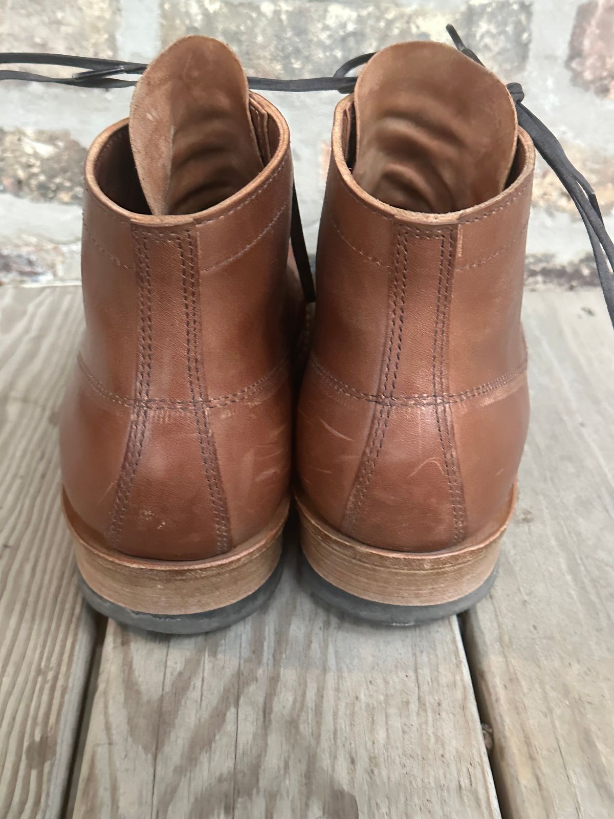 Photo by MidwestIsBest on March 4, 2026 of the White's Semi-Dress in Maryam Toscanello Horsebutt.