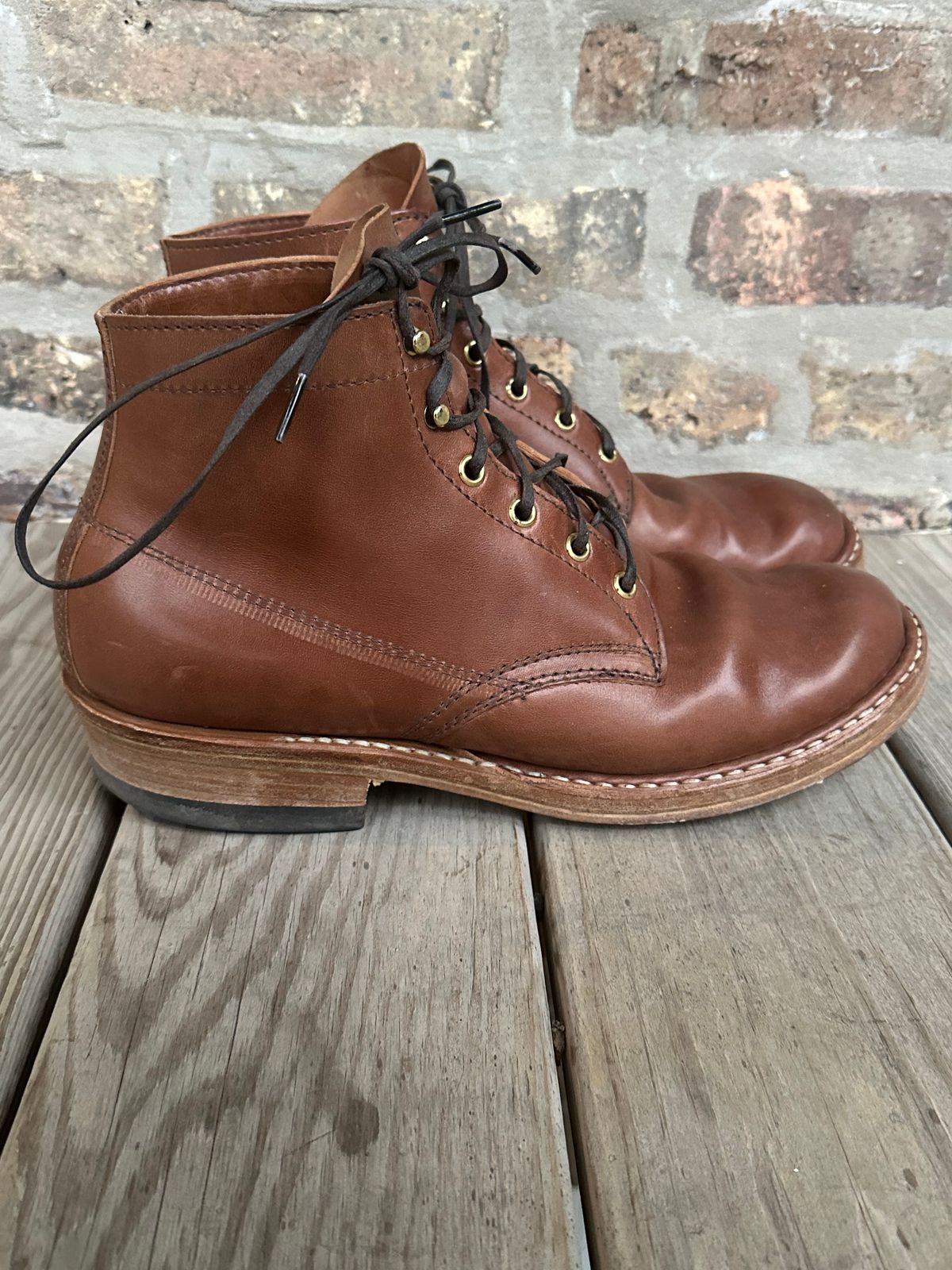 Photo by MidwestIsBest on March 4, 2026 of the White's Semi-Dress in Maryam Toscanello Horsebutt.