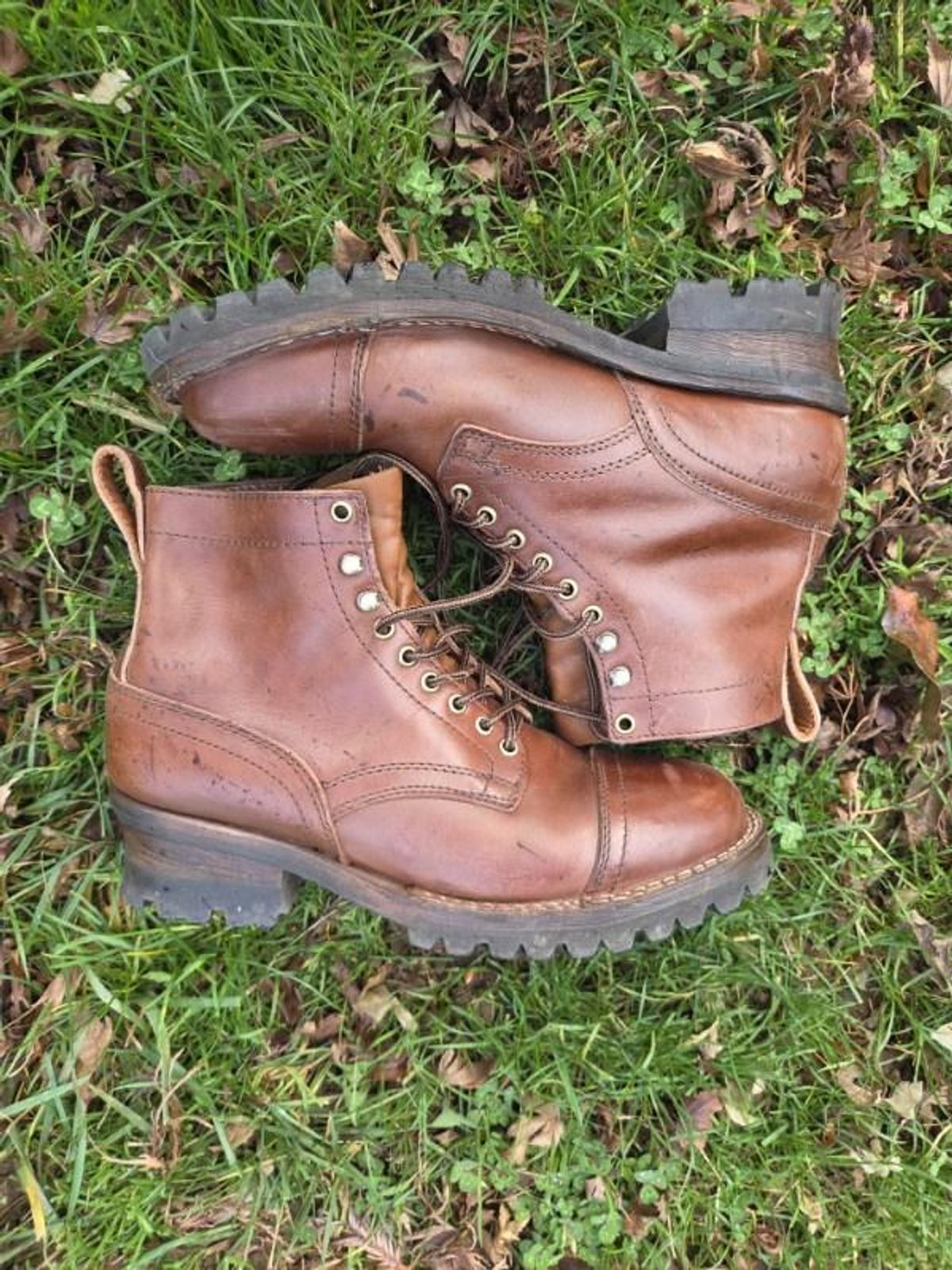 Photo by strykersboots on December 5, 2025 of the Thursday Challenger in Toscanello.