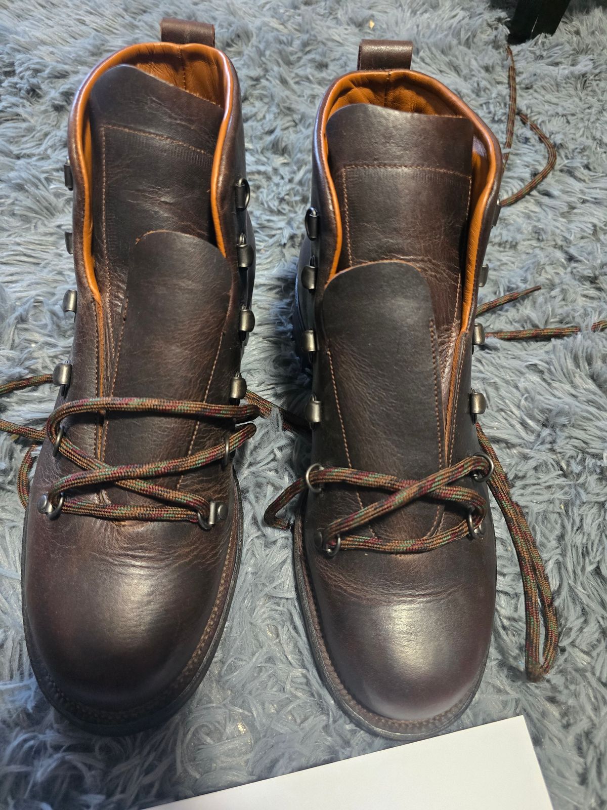 Photo by drb725 on November 2, 2025 of the Viberg Hiker in C.F. Stead Whiskey Phoenix.