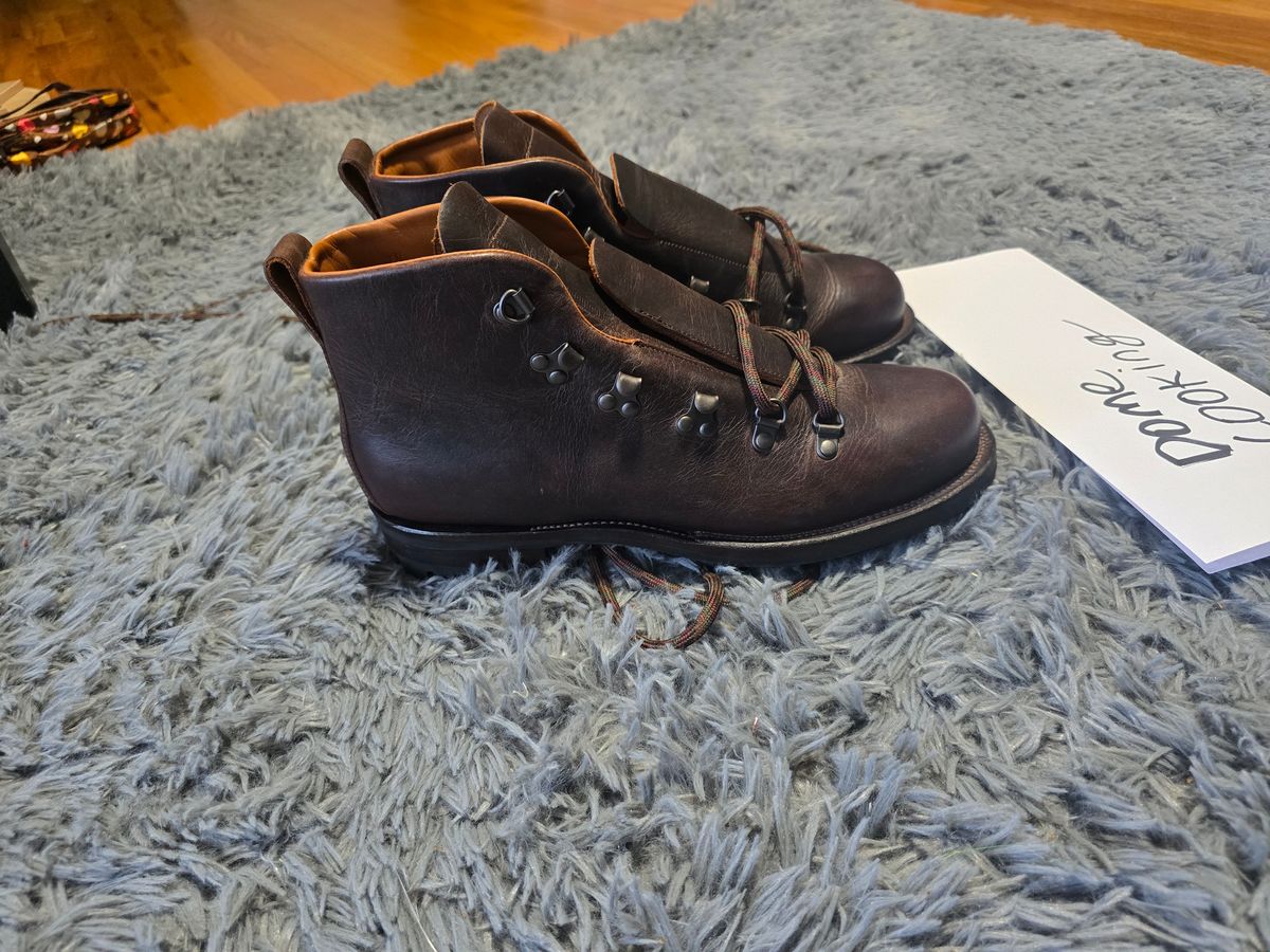 Photo by drb725 on November 2, 2025 of the Viberg Hiker in C.F. Stead Whiskey Phoenix.