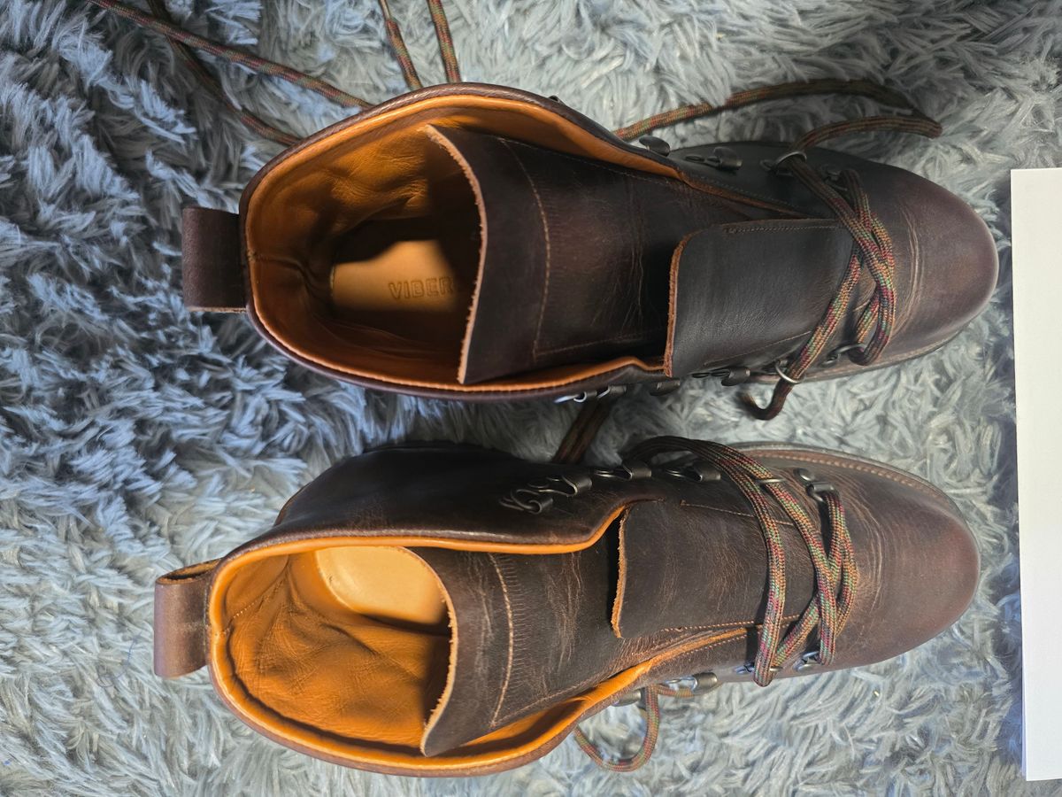 Photo by drb725 on November 2, 2025 of the Viberg Hiker in C.F. Stead Whiskey Phoenix.