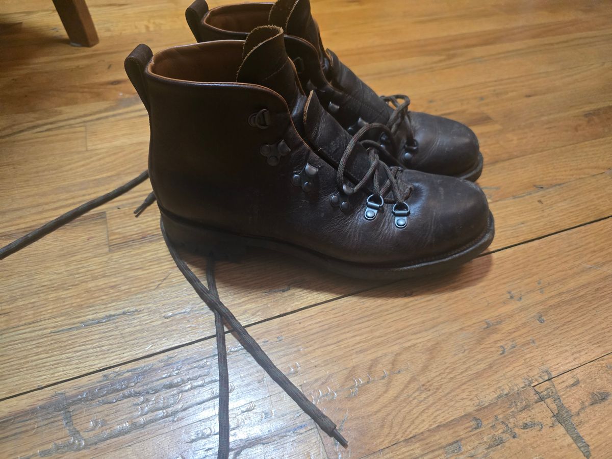 Photo by drb725 on December 6, 2025 of the Viberg Hiker in C.F. Stead Whiskey Phoenix.