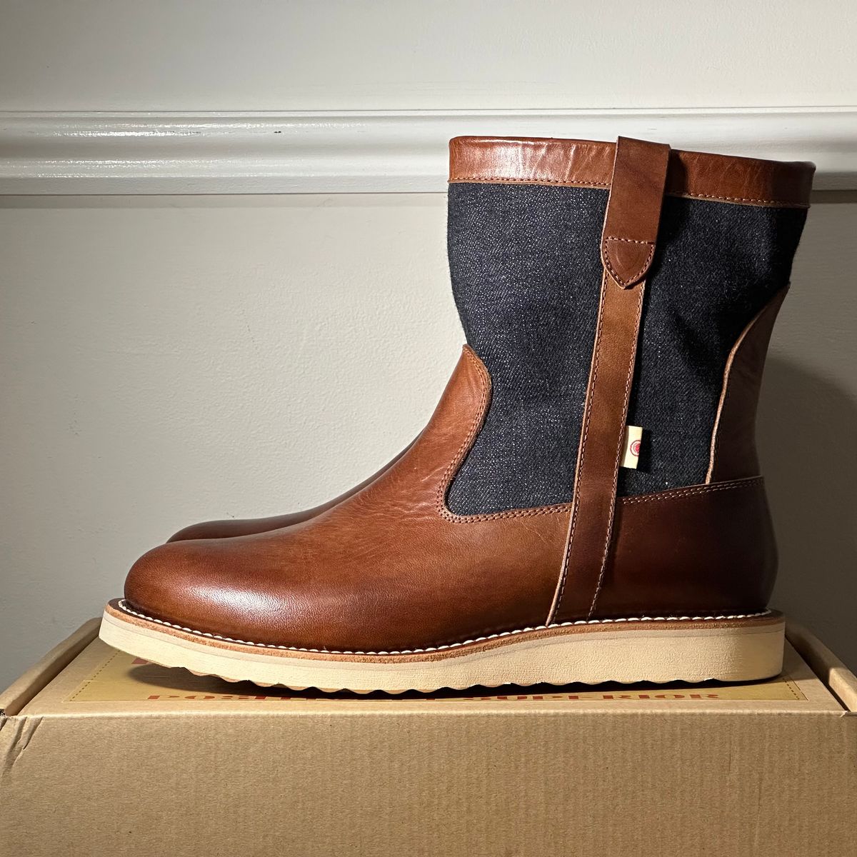 Photo by pMattp on October 1, 2024 of the Monad x Momotaro Farmer Boots in Tempesti Ambra Elbamatt Liscio.