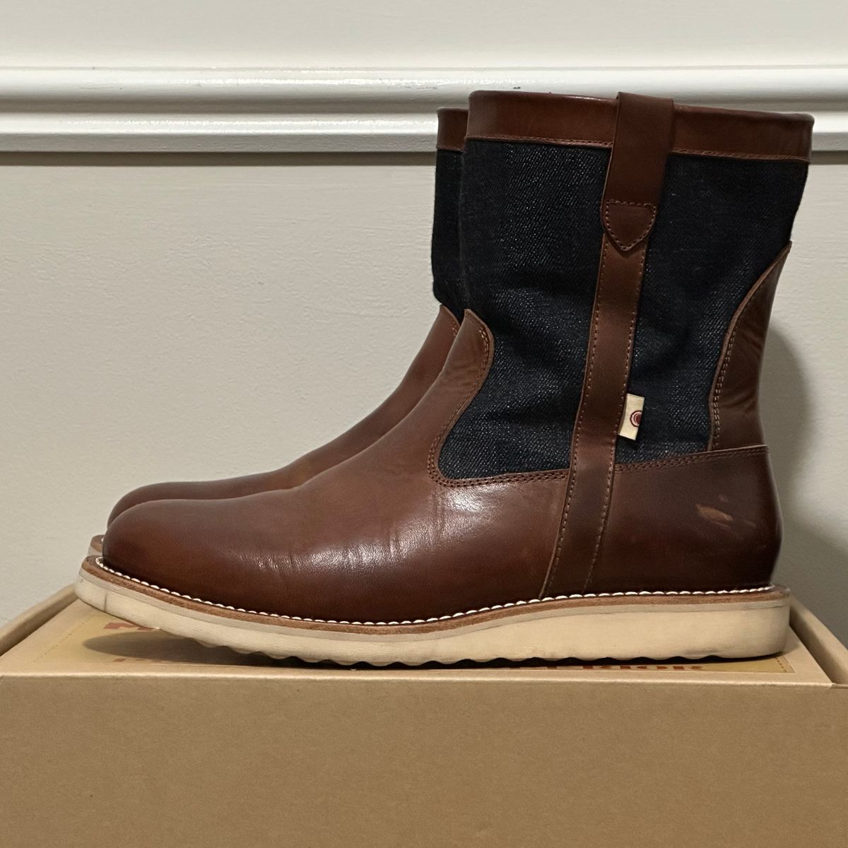 Photo by pMattp on November 5, 2024 of the Monad x Momotaro Farmer Boots in Tempesti Ambra Elbamatt Liscio.