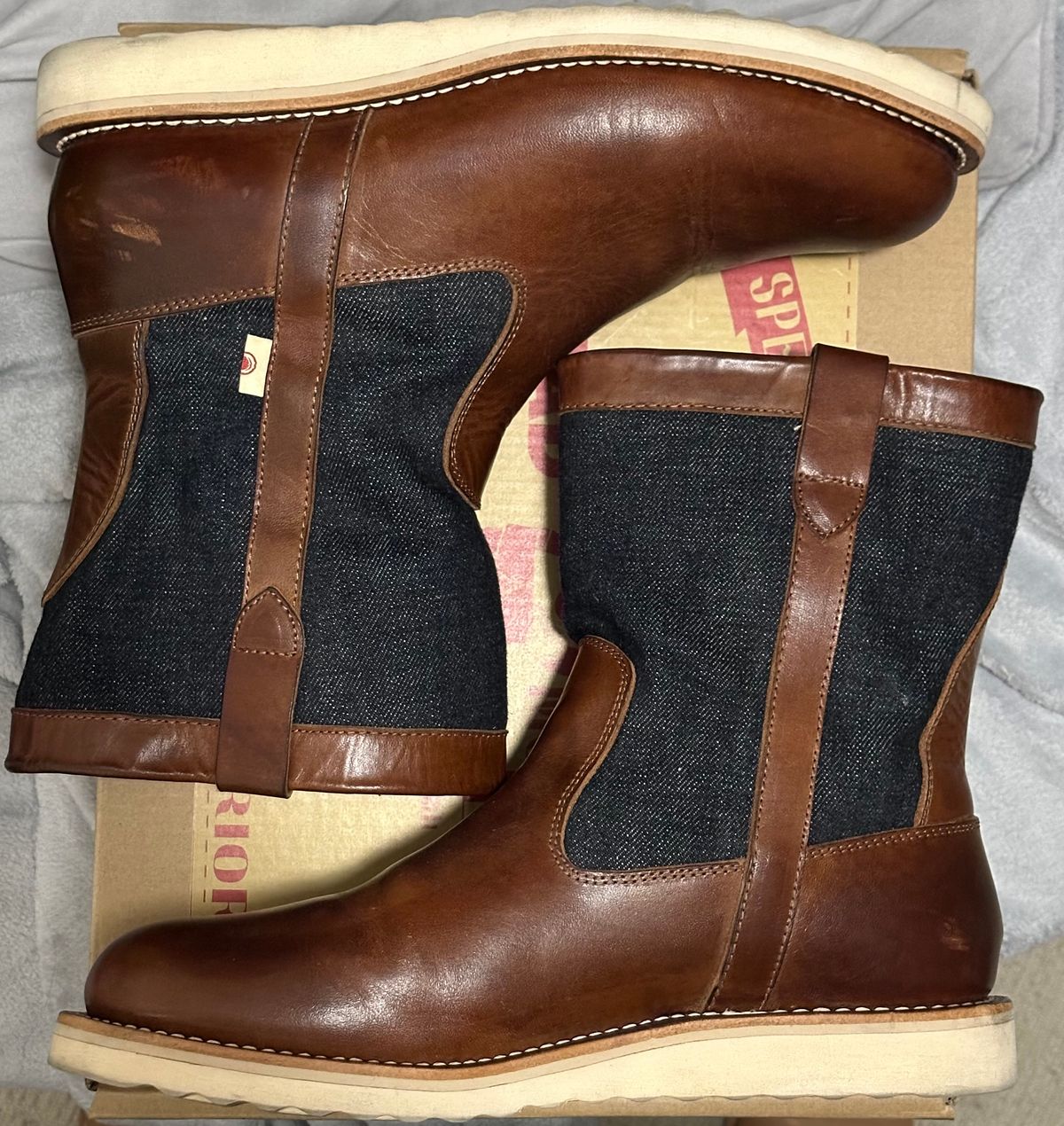 Photo by pMattp on November 5, 2024 of the Monad x Momotaro Farmer Boots in Tempesti Ambra Elbamatt Liscio.