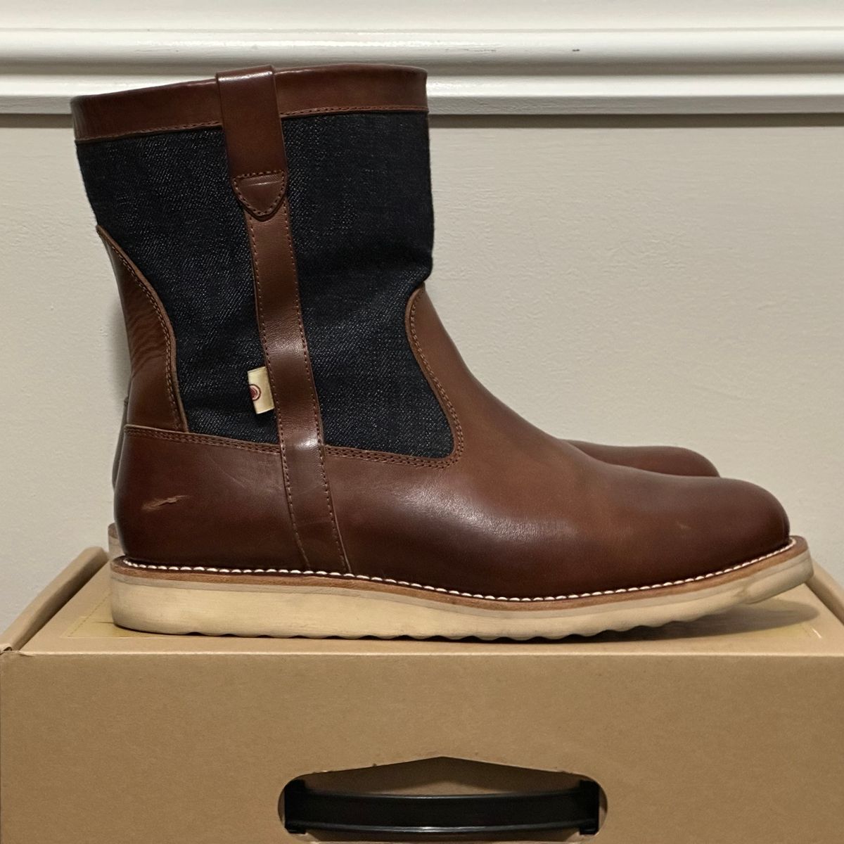 Photo by pMattp on November 5, 2024 of the Monad x Momotaro Farmer Boots in Tempesti Ambra Elbamatt Liscio.