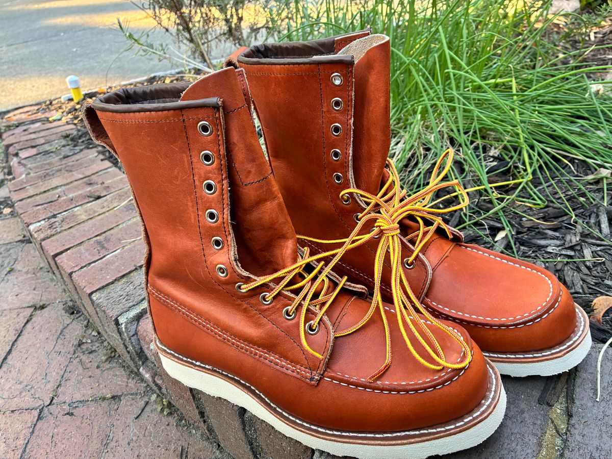 Photo by RedWingUser_05 on October 16, 2025 of the Red Wing 877 in S.B. Foot Oro Legacy.