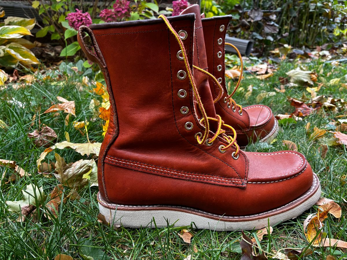 Photo by RedWingUser_05 on November 5, 2025 of the Red Wing 877 in S.B. Foot Oro Legacy.