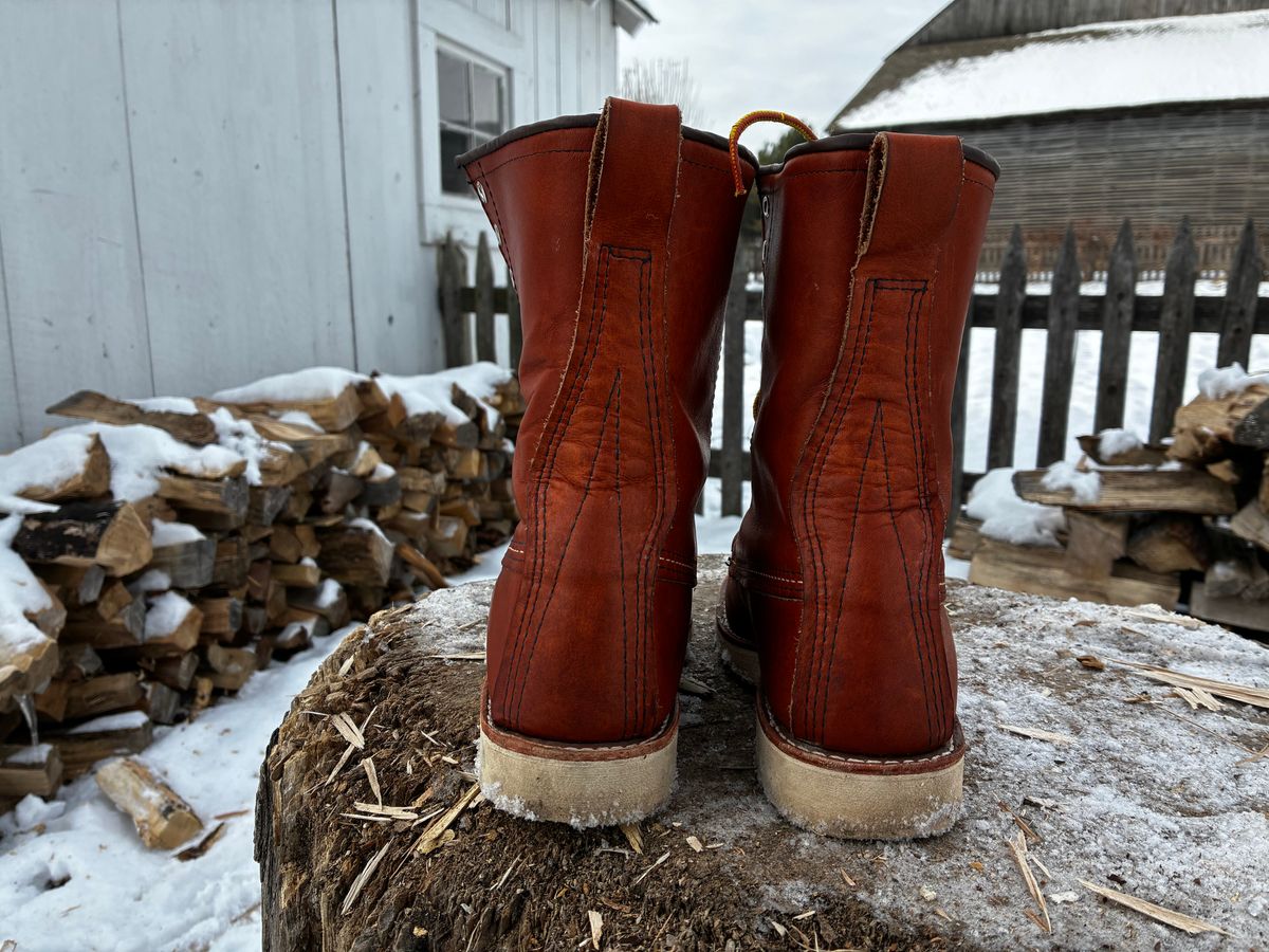 Photo by RedWingUser_05 on December 5, 2025 of the Red Wing 877 in S.B. Foot Oro Legacy.