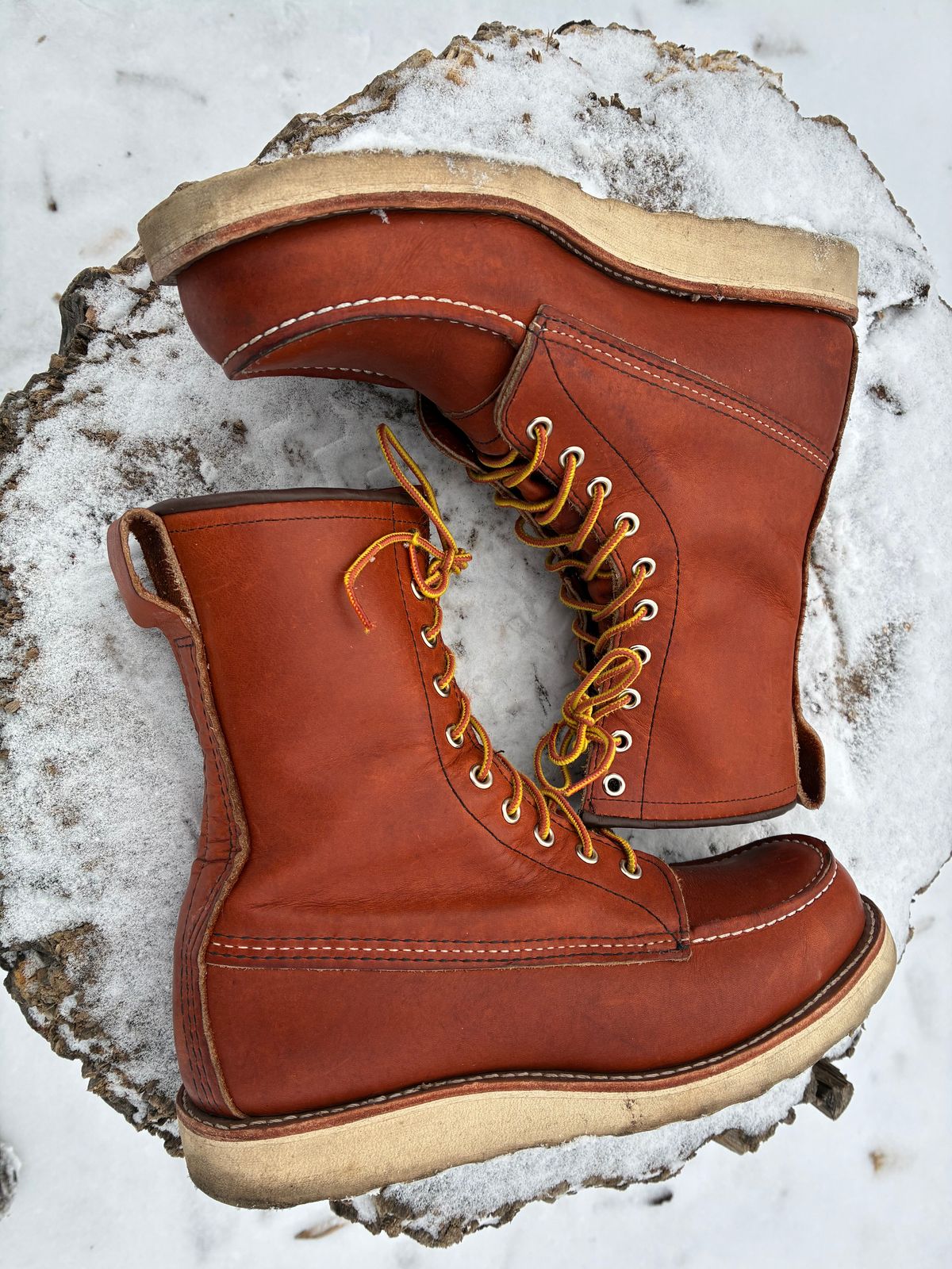 Photo by RedWingUser_05 on December 29, 2025 of the Red Wing 877 in S.B. Foot Oro Legacy.