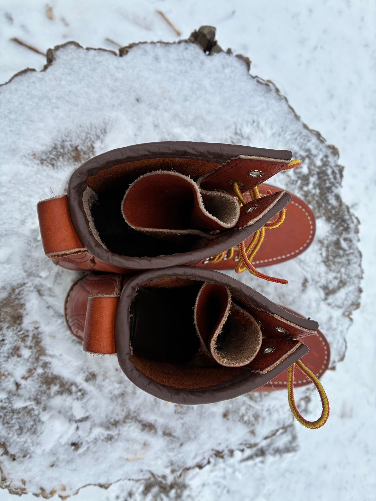 Photo by RedWingUser_05 on December 29, 2025 of the Red Wing 877 in S.B. Foot Oro Legacy.