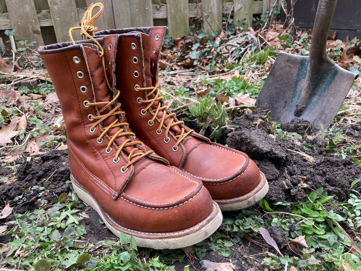Photo by RedWingUser_05 on April 5, 2026 of the Red Wing 877 in S.B. Foot Oro Legacy.