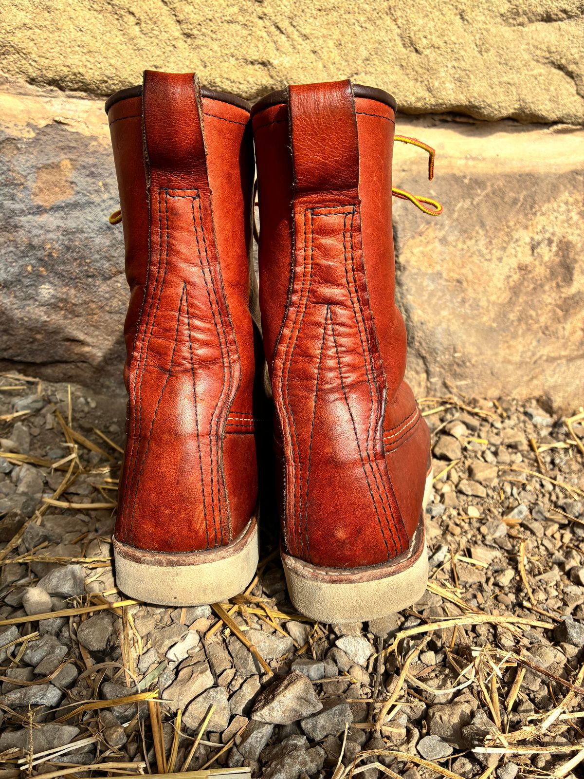 Photo by RedWingUser_05 on March 4, 2026 of the Red Wing 877 in S.B. Foot Oro Legacy.