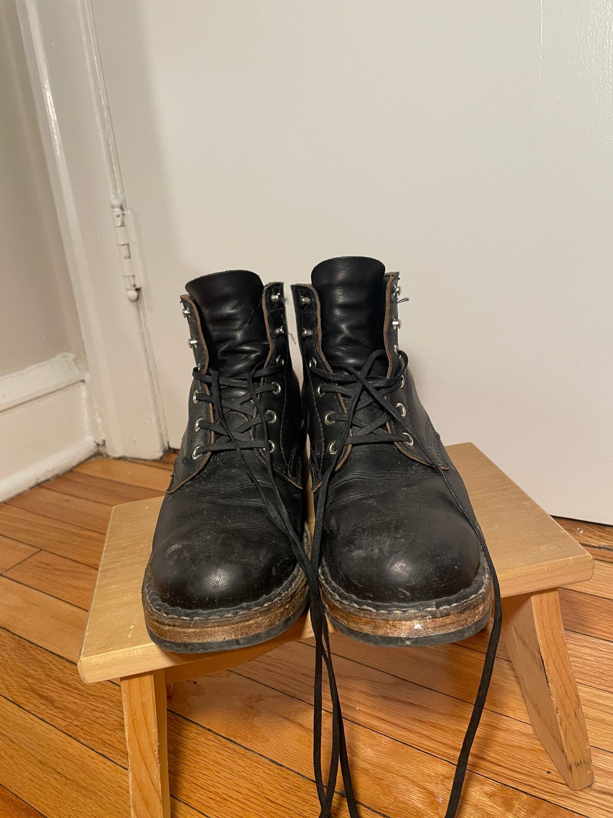 Photo by Kacchan0611 on January 6, 2026 of the White's Semi-Dress in Seidel Black Double Shot.