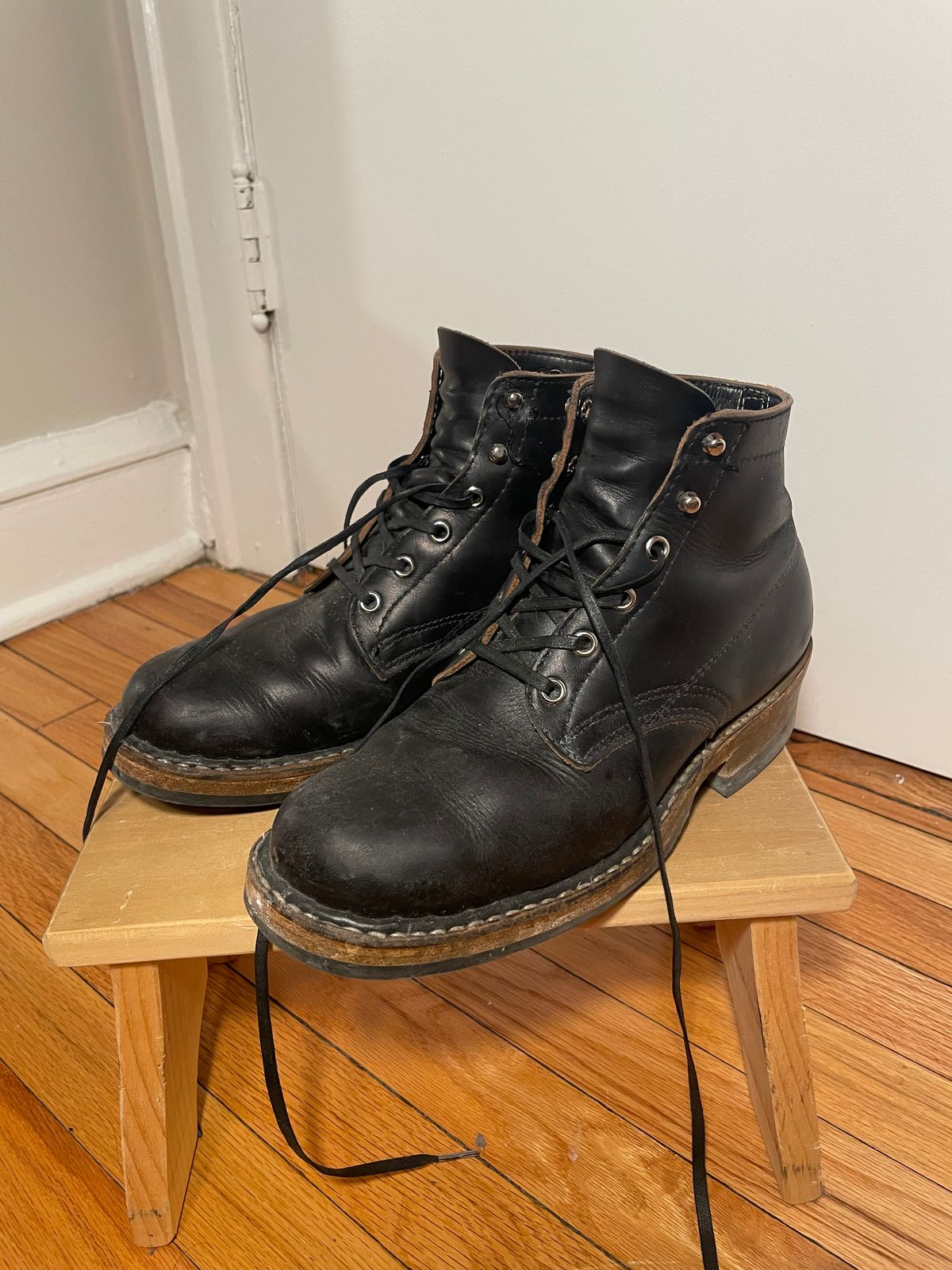 Photo by Kacchan0611 on January 6, 2026 of the White's Semi-Dress in Seidel Black Double Shot.