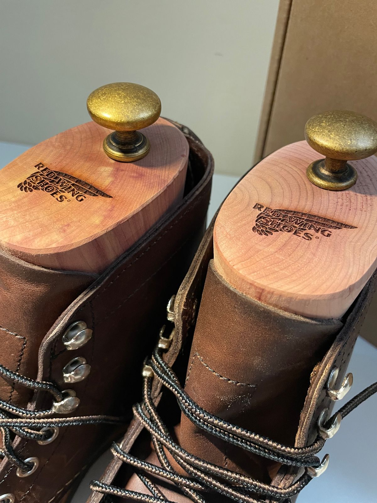 Photo by KazukifromJapan1993 on October 28, 2023 of the Red Wing Iron Ranger in S.B. Foot Amber Harness.