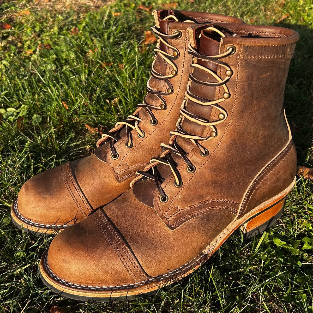 Photo by dyl on September 17, 2025 of the Nicks Custom Model in Horween Natural Predator.