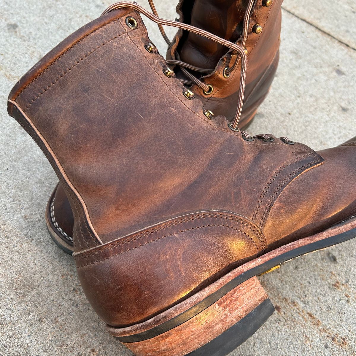Photo by dyl on March 24, 2026 of the Nicks Custom Model in Horween Natural Predator.