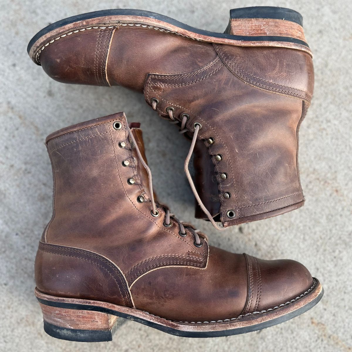 Photo by dyl on March 24, 2026 of the Nicks Custom Model in Horween Natural Predator.