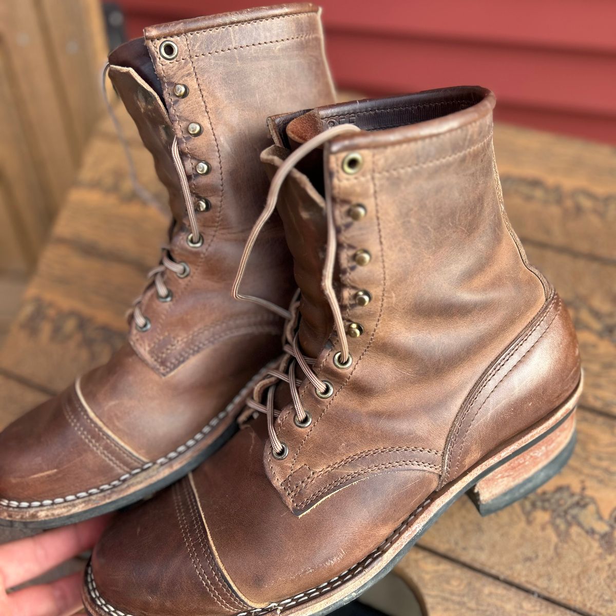 Photo by dyl on March 24, 2026 of the Nicks Custom Model in Horween Natural Predator.
