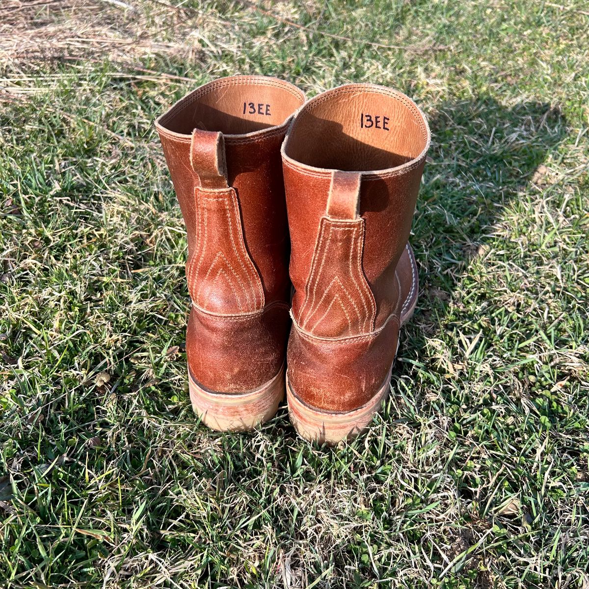 Photo by dyl on March 25, 2025 of the Nicks Wellington in Horween Ember Waxed Flesh.