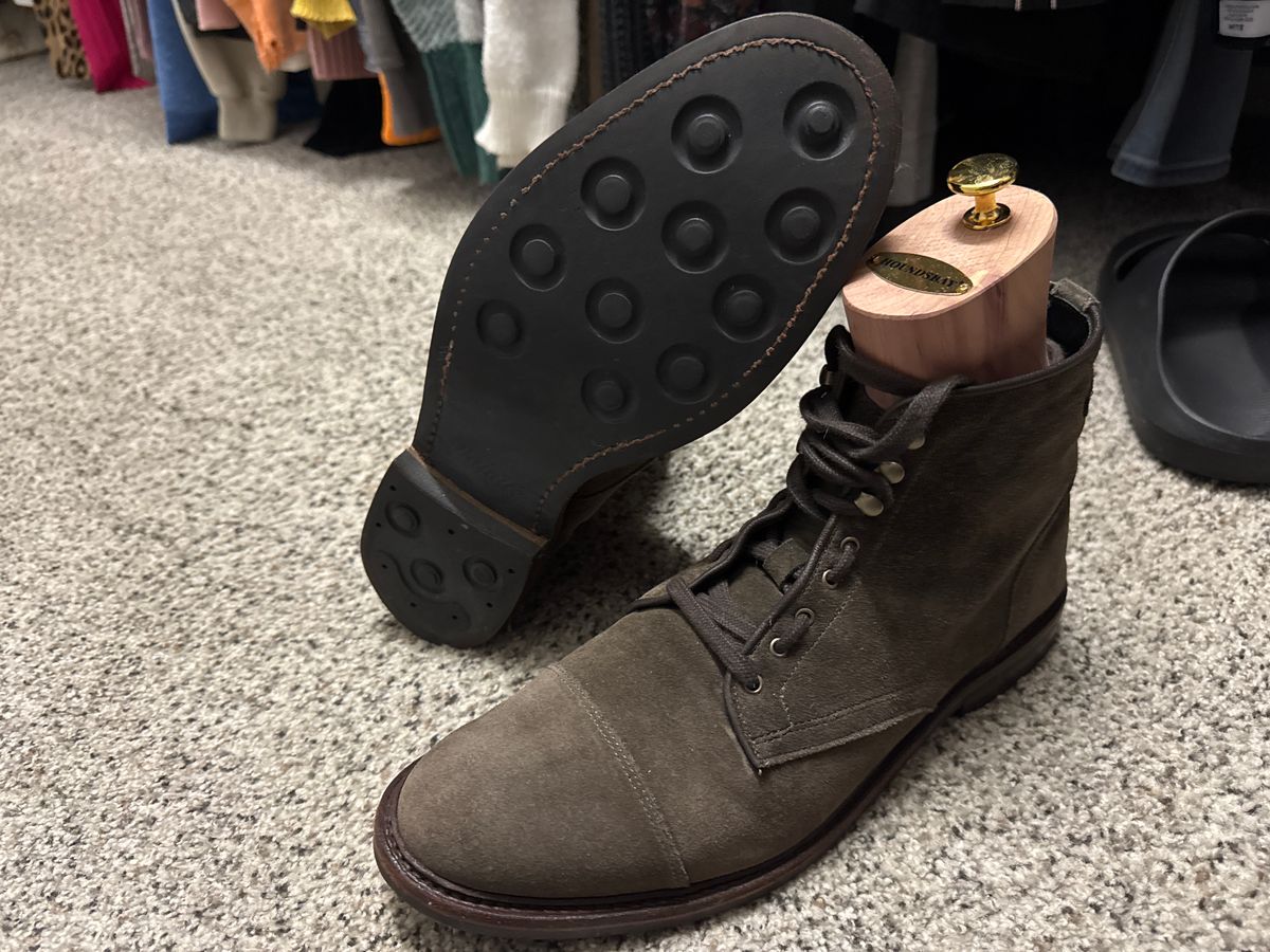 Photo by jmcmillan on June 25, 2025 of the Allen Edmonds Landon Cap-Toe in C.F. Stead Loden Janus Calf Suede.