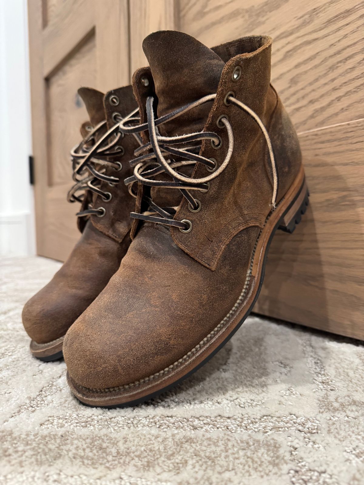 Photo by USMC_K9_VET on January 4, 2025 of the Viberg Service Boot in C.F. Stead Rawhide Waxy Commander.