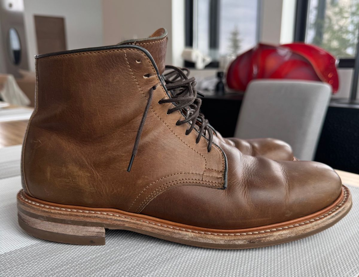 Photo by USMC_K9_VET on January 3, 2025 of the Viberg Service Boot in Camel Oiled Calf.
