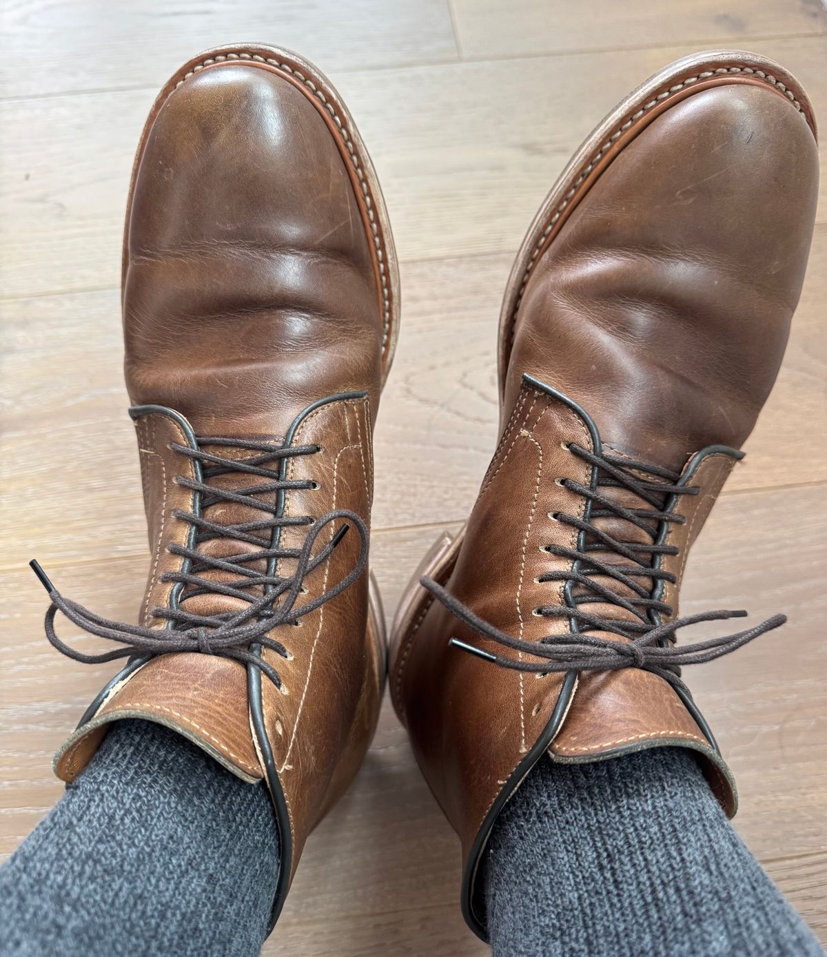 Photo by USMC_K9_VET on January 3, 2025 of the Viberg Service Boot in Camel Oiled Calf.