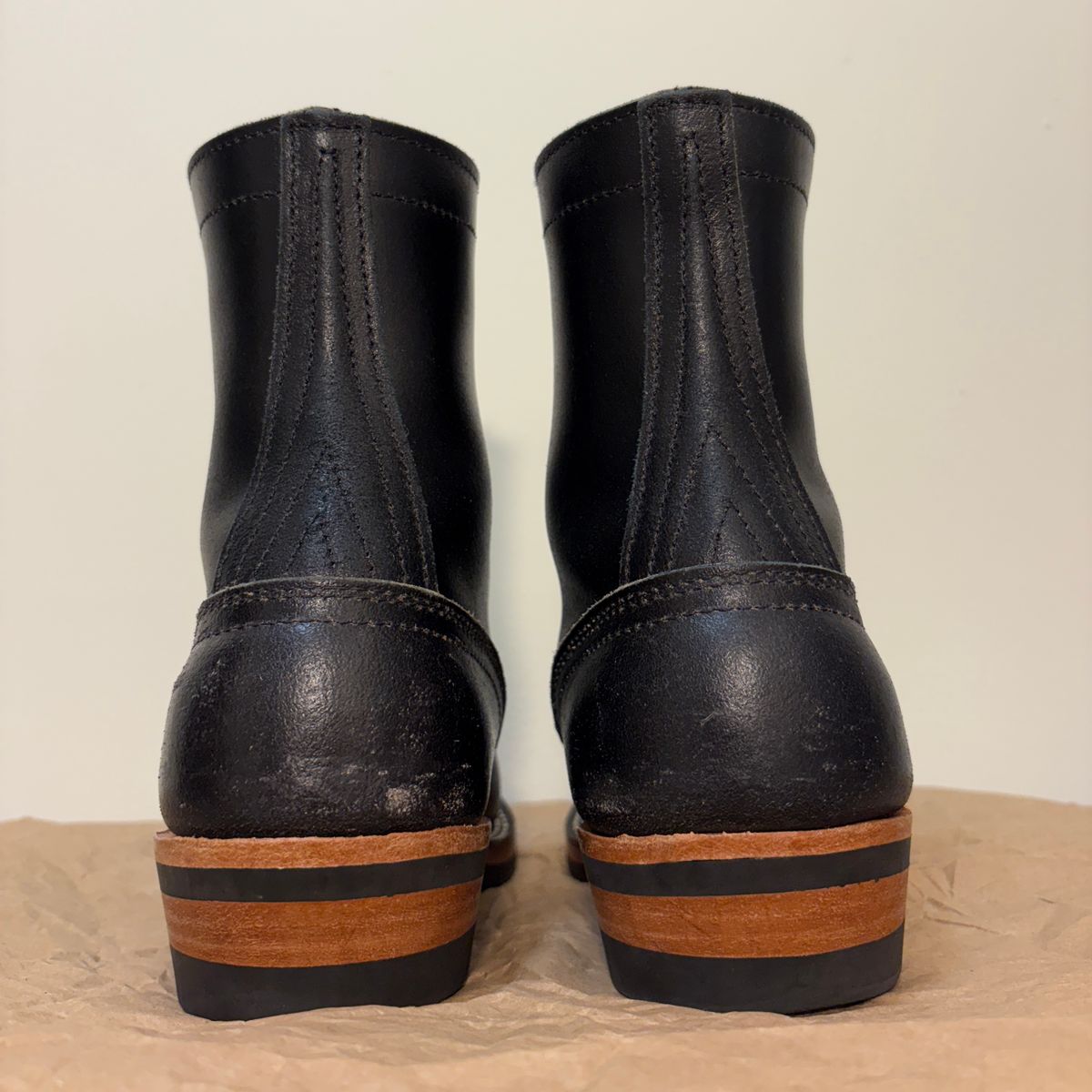 Photo by TastefulGent on November 1, 2025 of the Nicks MTO in Horween Black Waxed Flesh.