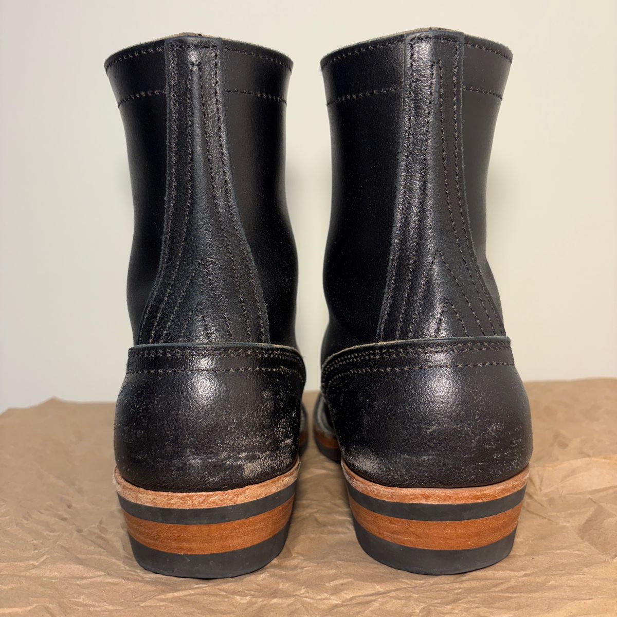 Photo by TastefulGent on December 2, 2025 of the Nicks MTO in Horween Black Waxed Flesh.