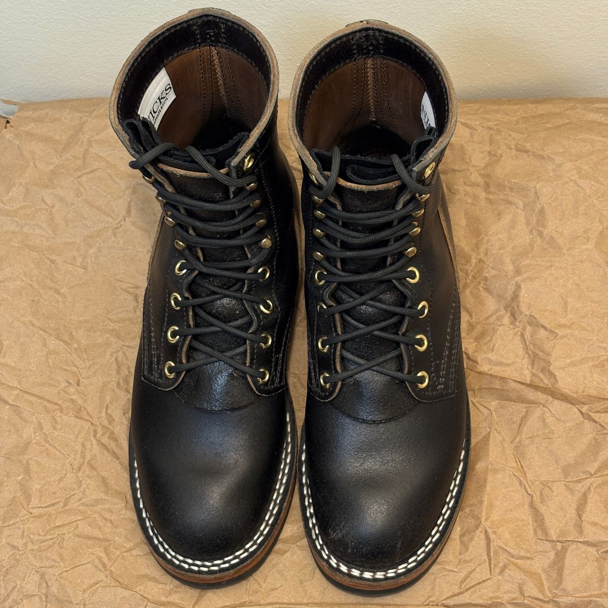 Photo by TastefulGent on December 2, 2025 of the Nicks MTO in Horween Black Waxed Flesh.