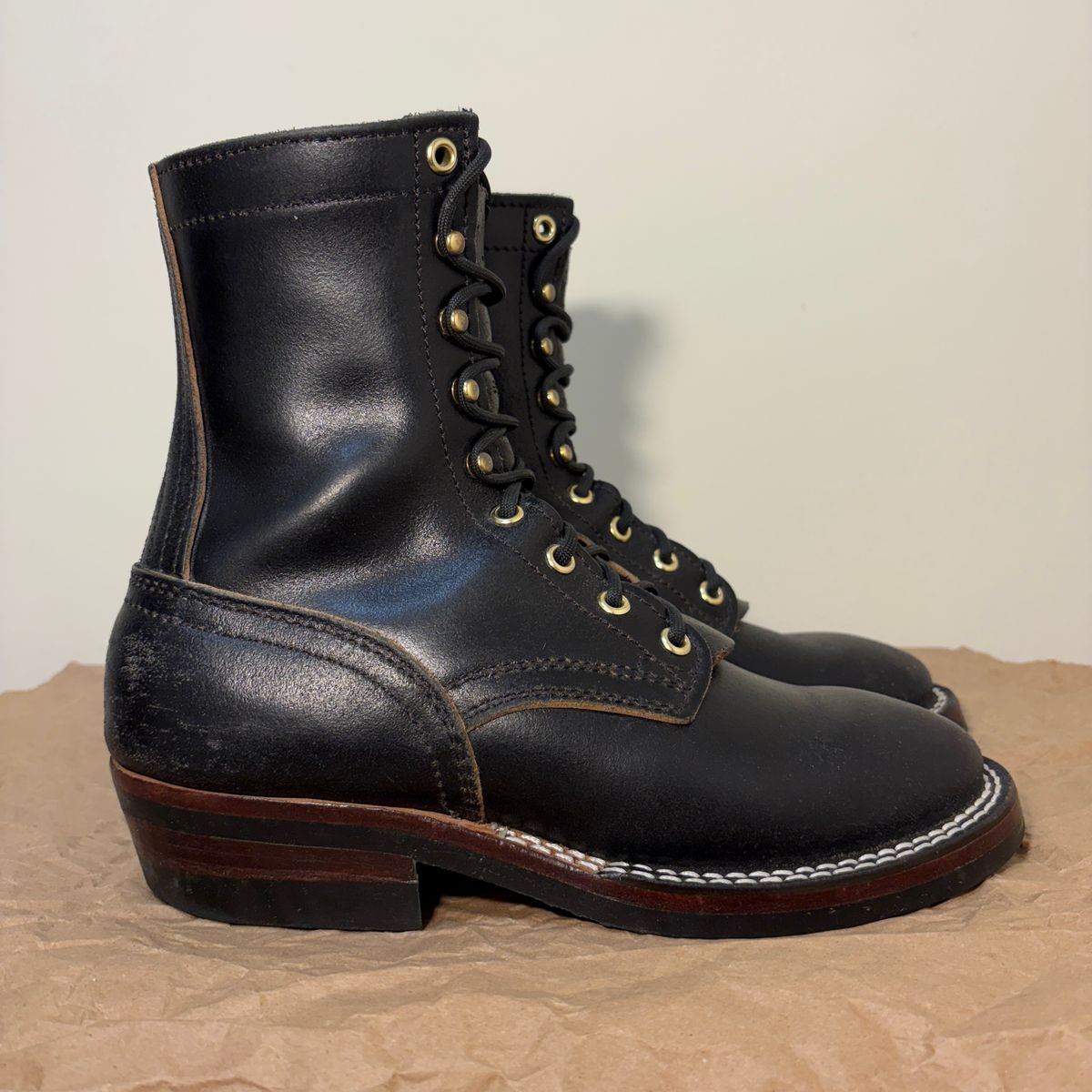 Photo by TastefulGent on February 1, 2026 of the Nicks MTO in Horween Black Waxed Flesh.